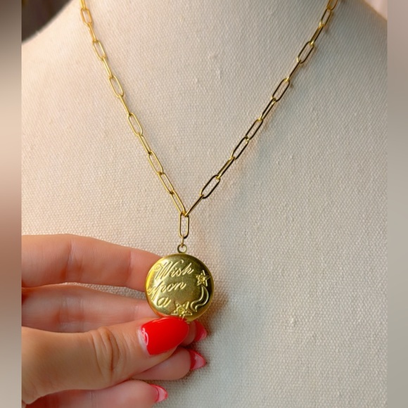 LARGE “Wish upon a star” locket charm on 18kt gold plated 18” paperclip chain 💫 - Picture 3 of 6
